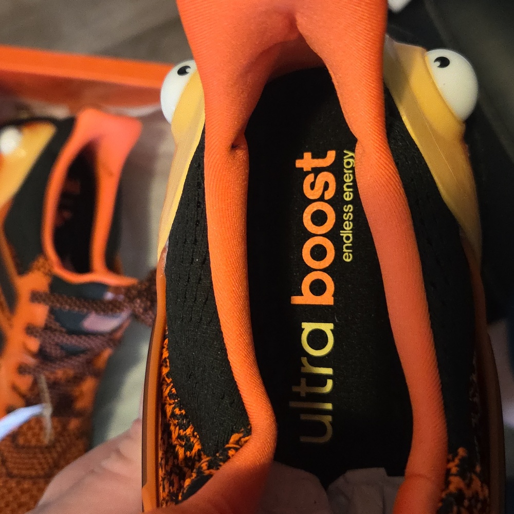 Ultraboost 1.0 Fortnite Colaboration - Picture 4 of 11